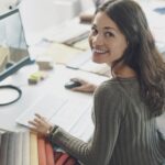 Why working woth an interior decorator for your home ?