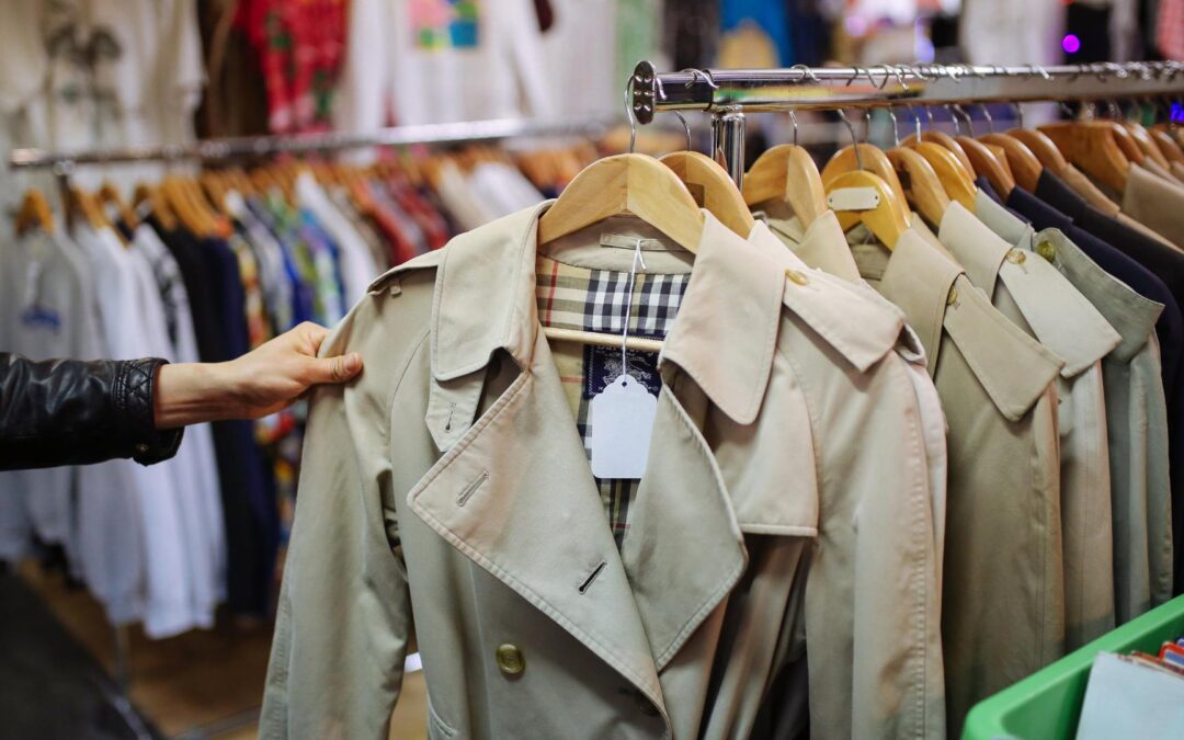 Comparatif des meilleures plateformes de seconde main : où acheter des vêtements ?